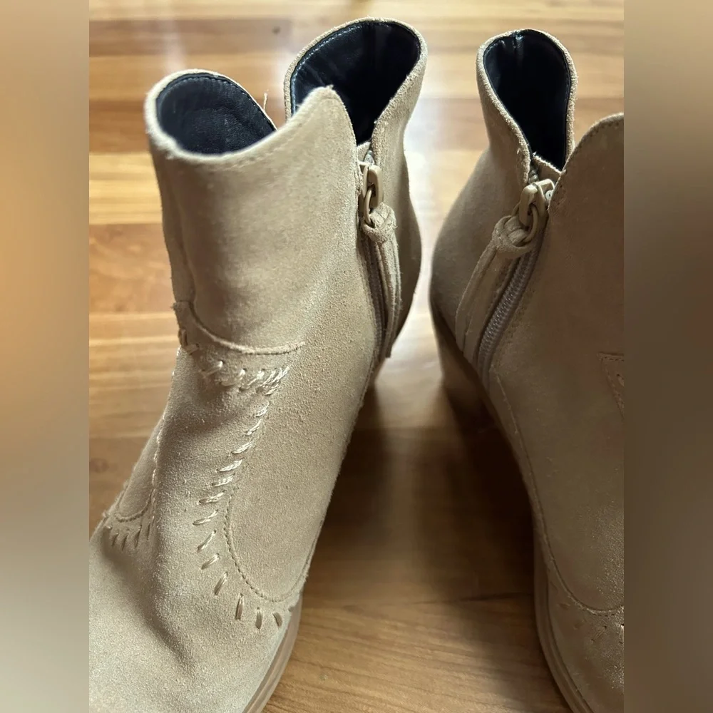 Rebecca Minkoff | Women’s taupe oiled suede Lulu ankle booties inside zip sz 7.5